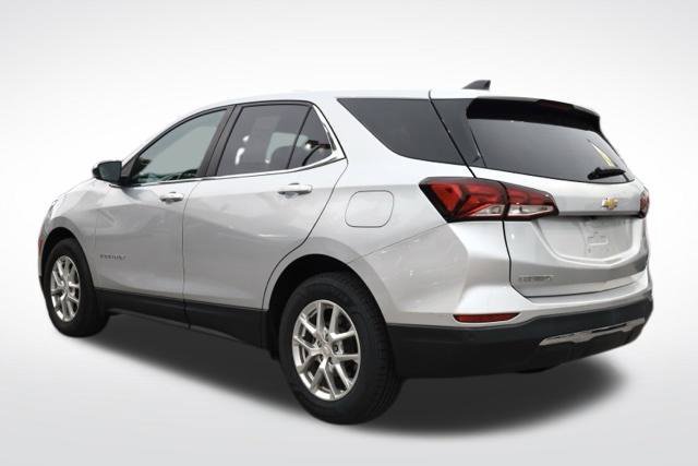 Used 2022 Silver Ice Metallic Chevrolet LT image 8