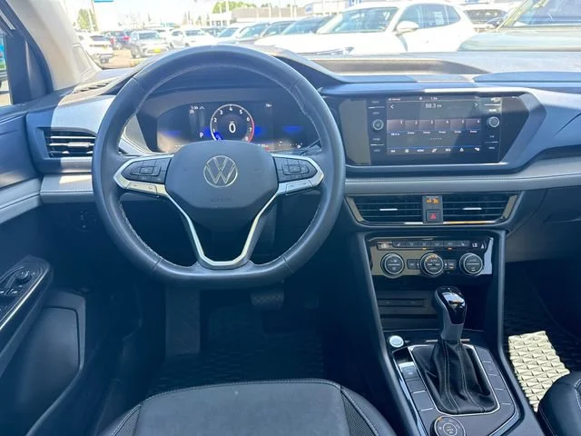 Certified Used 2024 Pure White Volkswagen SE image 21