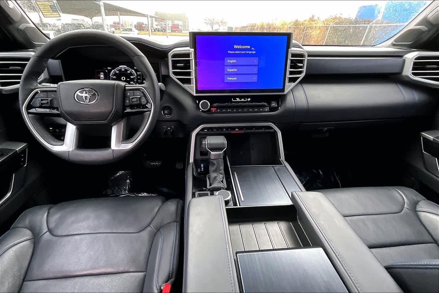 2025 Toyota Sequoia Platinum - Photo 15