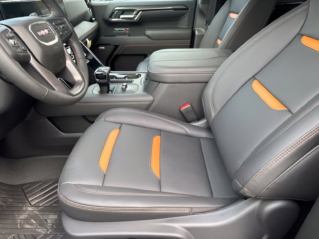2026 GMC Sierra 1500 AT4 - Photo 9