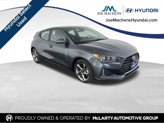 Used 2019 Gray Hyundai 2.0 image 4