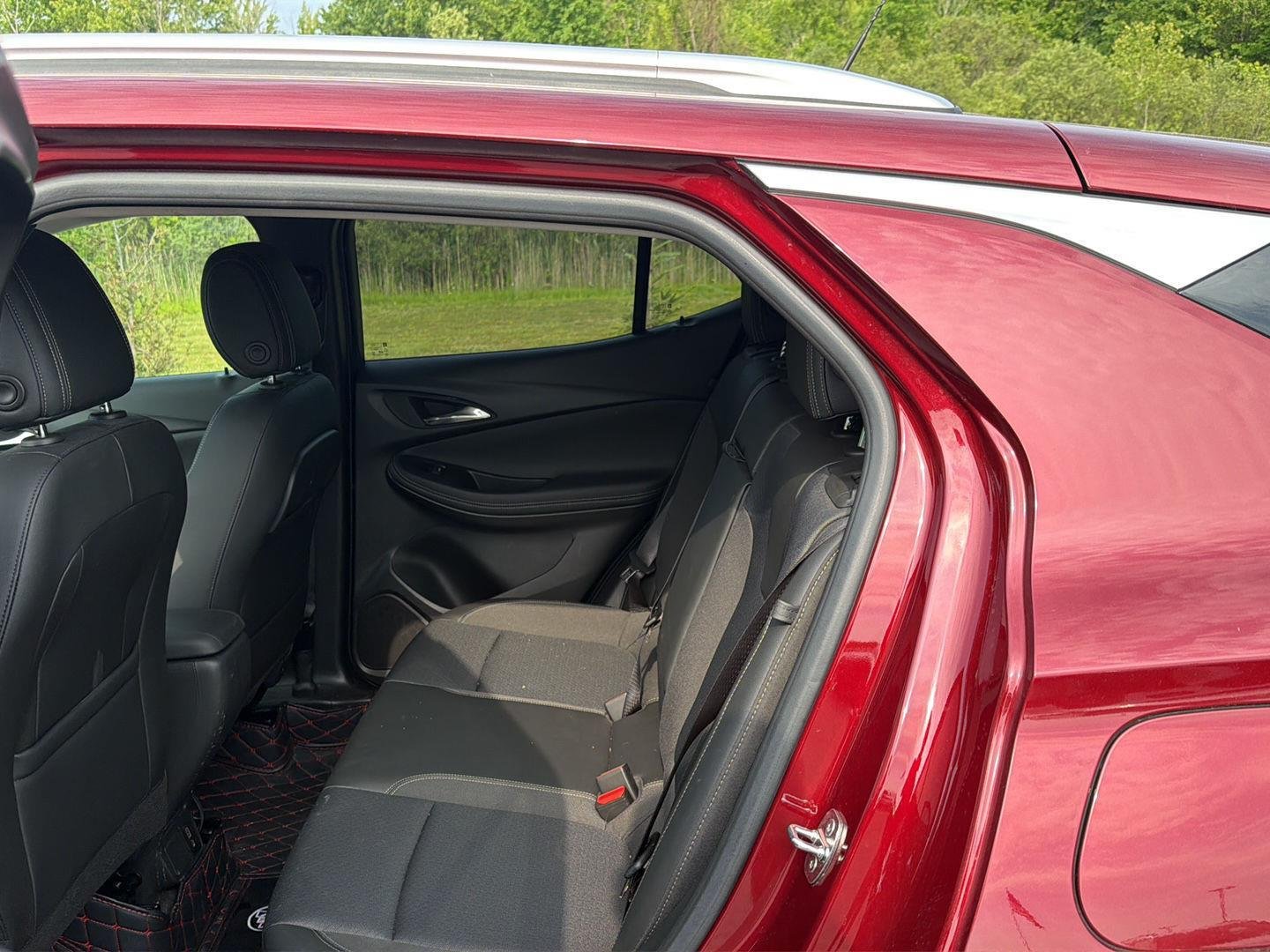 Used 2023 Cinnabar Metallic Buick Select image 11