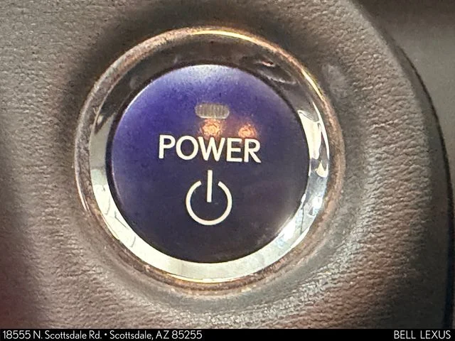 Used 2013  Lexus 200h image 27