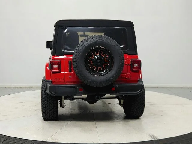 Used 2020 Red Jeep Unlimited Sahara image 7