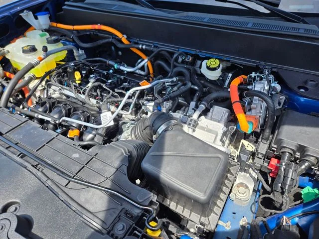 Used 2024 Blue Ford XLT image 22
