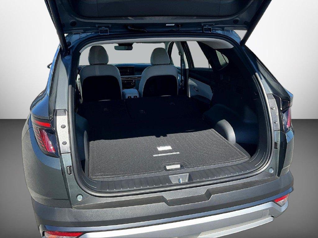 New 2026 Gray Hyundai SEL Convenience image 8