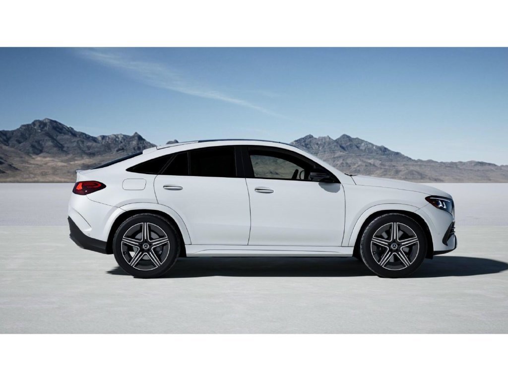 New 2027 White Mercedes-Benz GLE 450 Coupe image 2