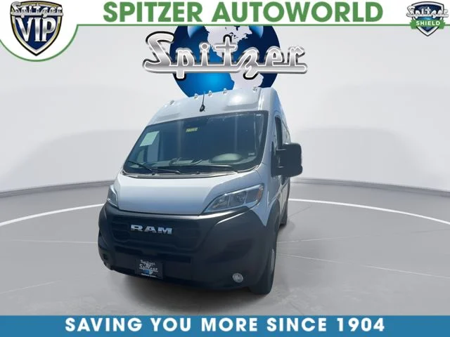 Used 2025 White Ram High Roof image 4