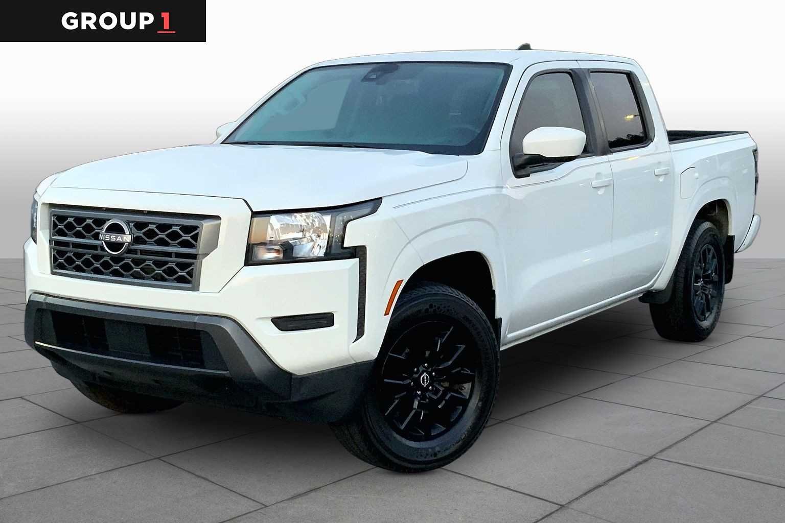 2022 Nissan Frontier SV Crew Cab 4X2 SWB's photo