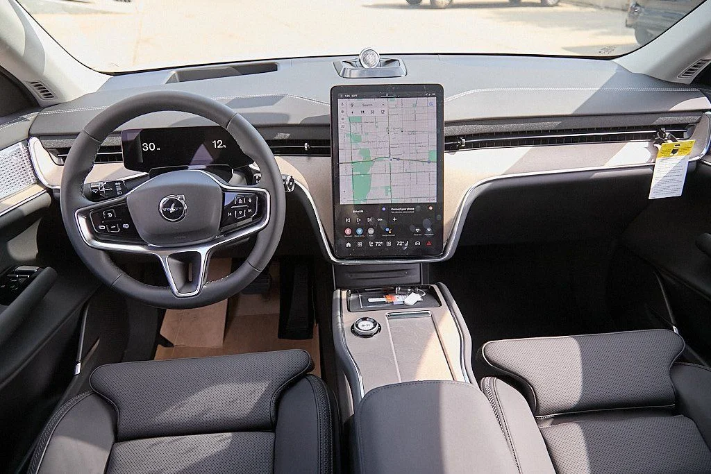2025 Volvo EX90 Ultra - Photo 25