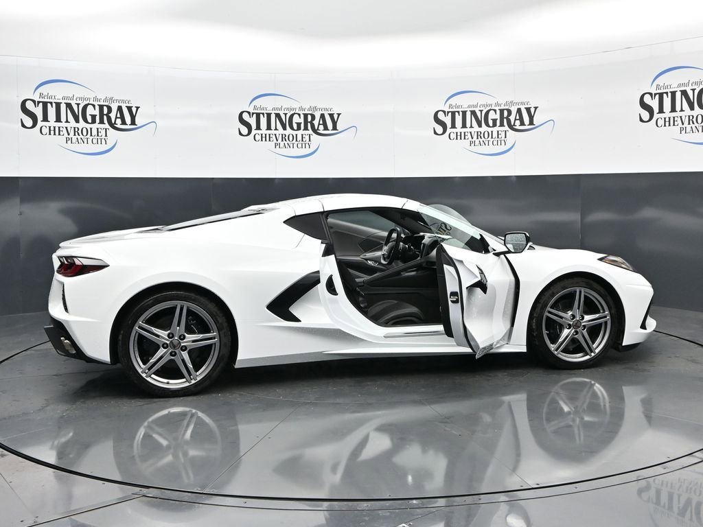 Used 2026 Arctic White Chevrolet 1LT image 36