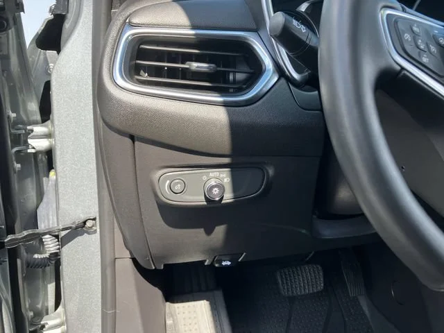 2024 Chevrolet Equinox LT - Photo 18