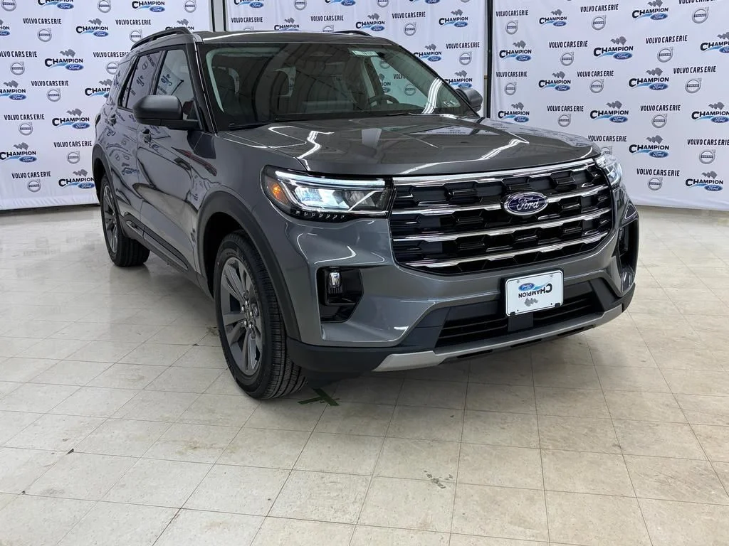 2026 Ford Explorer Active 4WD's photo
