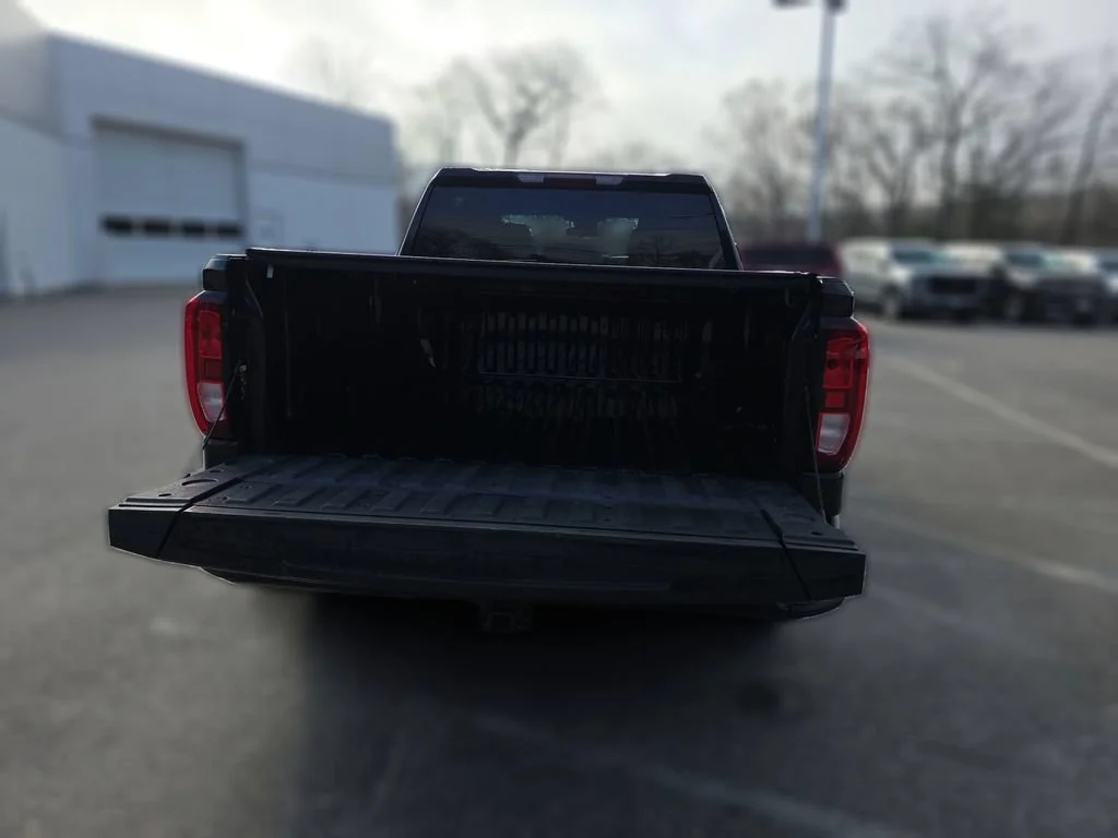 Certified Used 2022 Onyx Black GMC Elevation image 38