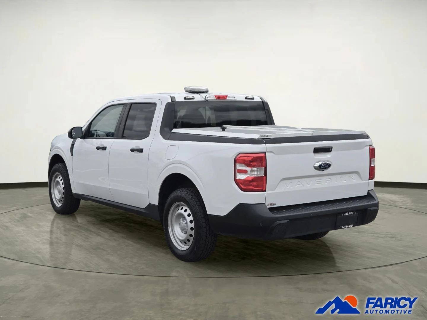 Used 2022 Oxford White Ford XL image 4