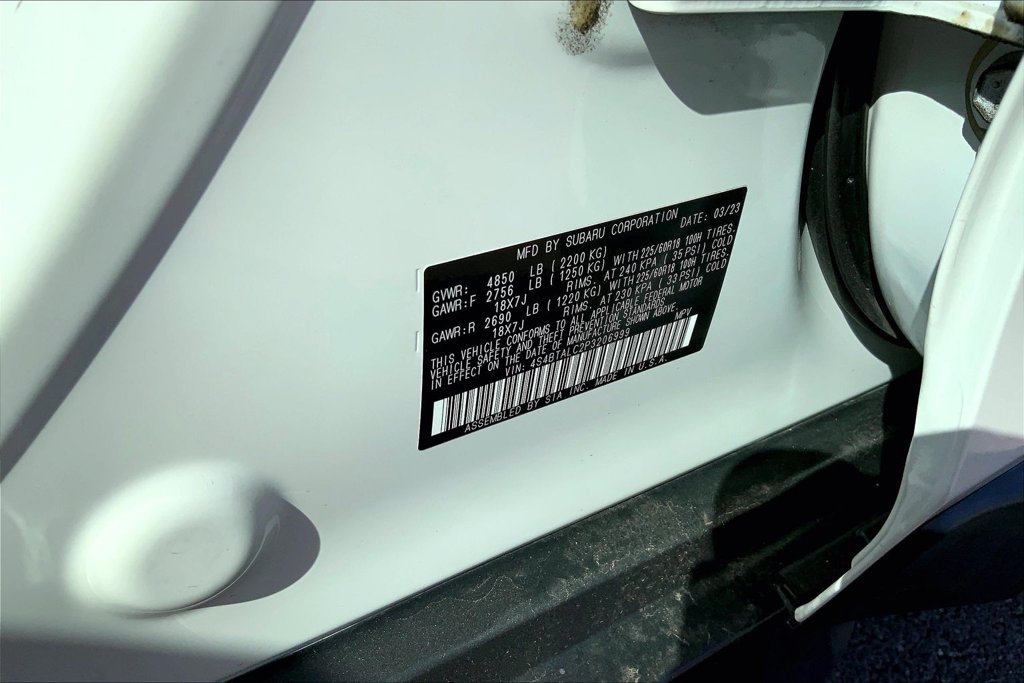 Used 2023 White Subaru Onyx Edition image 18
