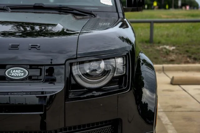 2025 Land Rover Defender V8 - Photo 60