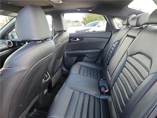 Used 2024 Black KIA GT (DCT) image 8