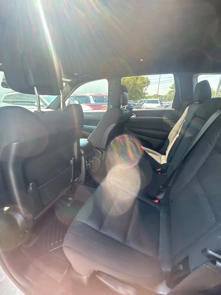 Used 2020 White Jeep Laredo E image 17