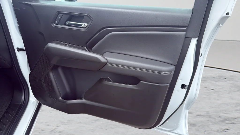 2026 Chevrolet Colorado LT - Photo 32