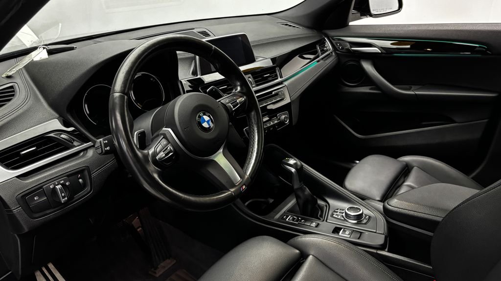 Used 2019 Gray BMW xDrive28i image 16