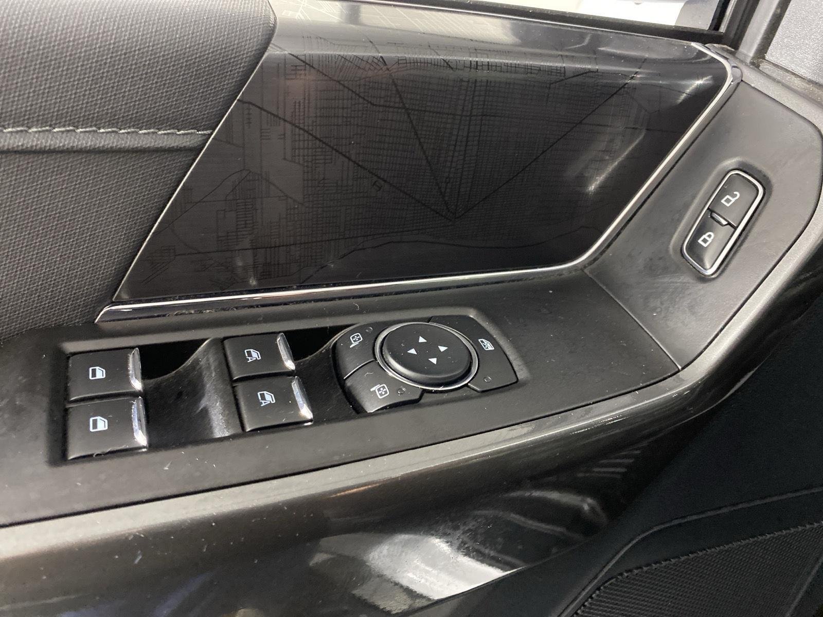 Used 2022 Oxford White Ford XLT image 15