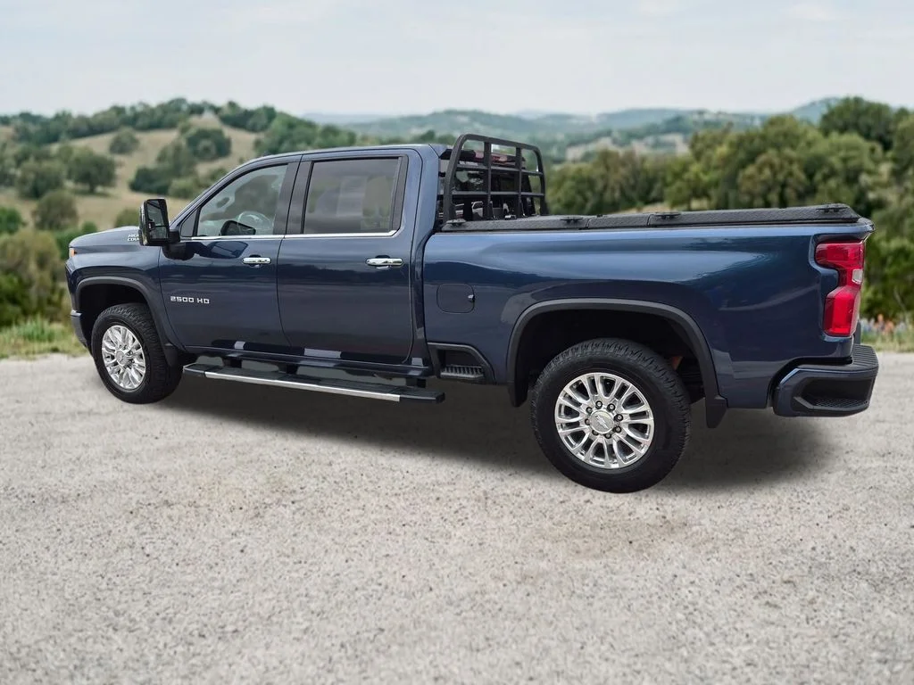 Used 2020 Blue Chevrolet High Country image 7