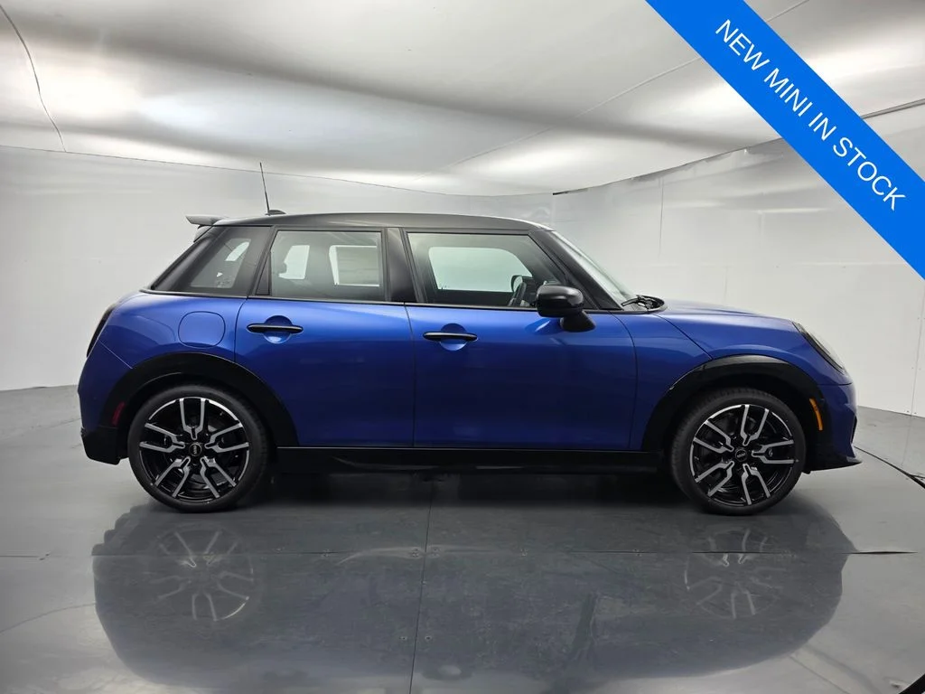 New 2026 Blue MINI Iconic image 3
