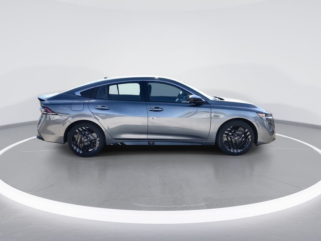 New 2026 Gray Nissan SR image 9