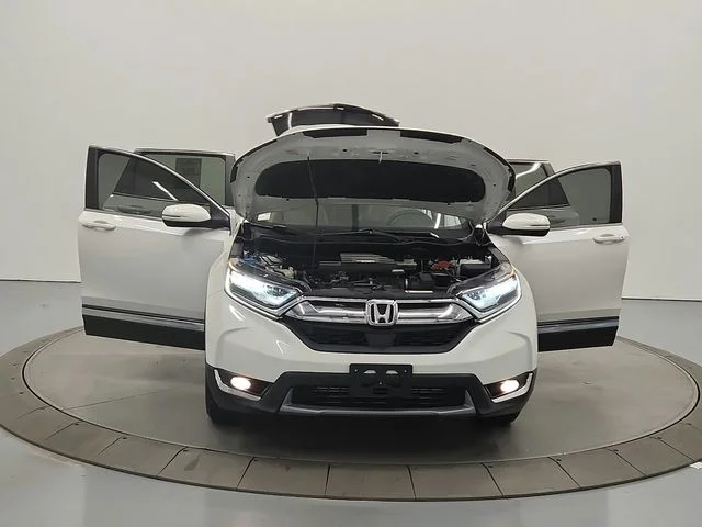 Used 2017 White Honda Touring image 10