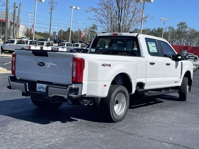 New 2026 Oxford White Ford F-350® XL image 3