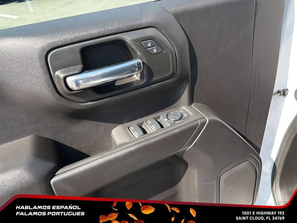 Used 2025 Summit White Chevrolet Custom Trail Boss image 11