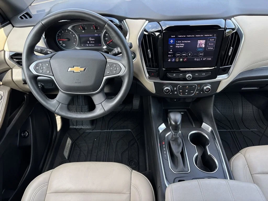Used 2022 Northsky Blue Metallic Chevrolet LT Leather image 3