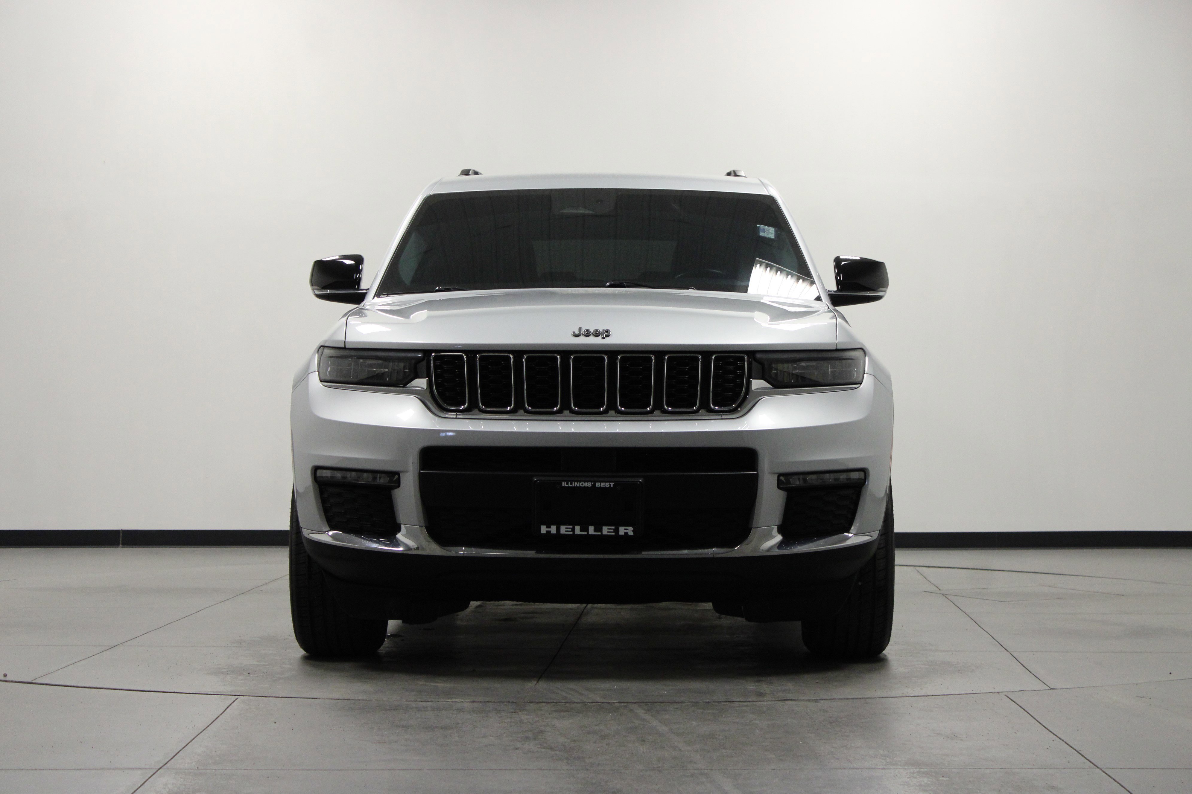 Used 2021 Silver Zynith Jeep Limited image 9