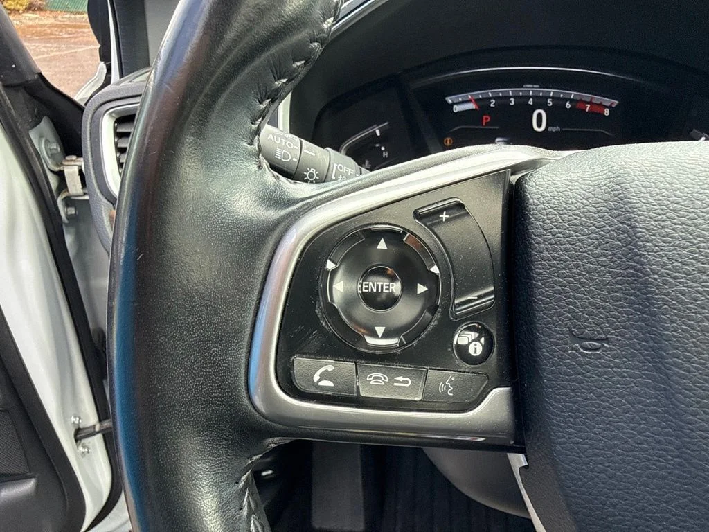 Used 2019 Platinum White Pearl Honda Touring image 11