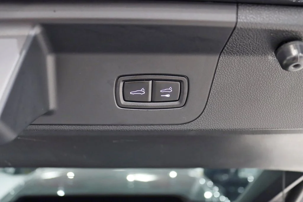 Used 2020 Black Porsche 4S image 37