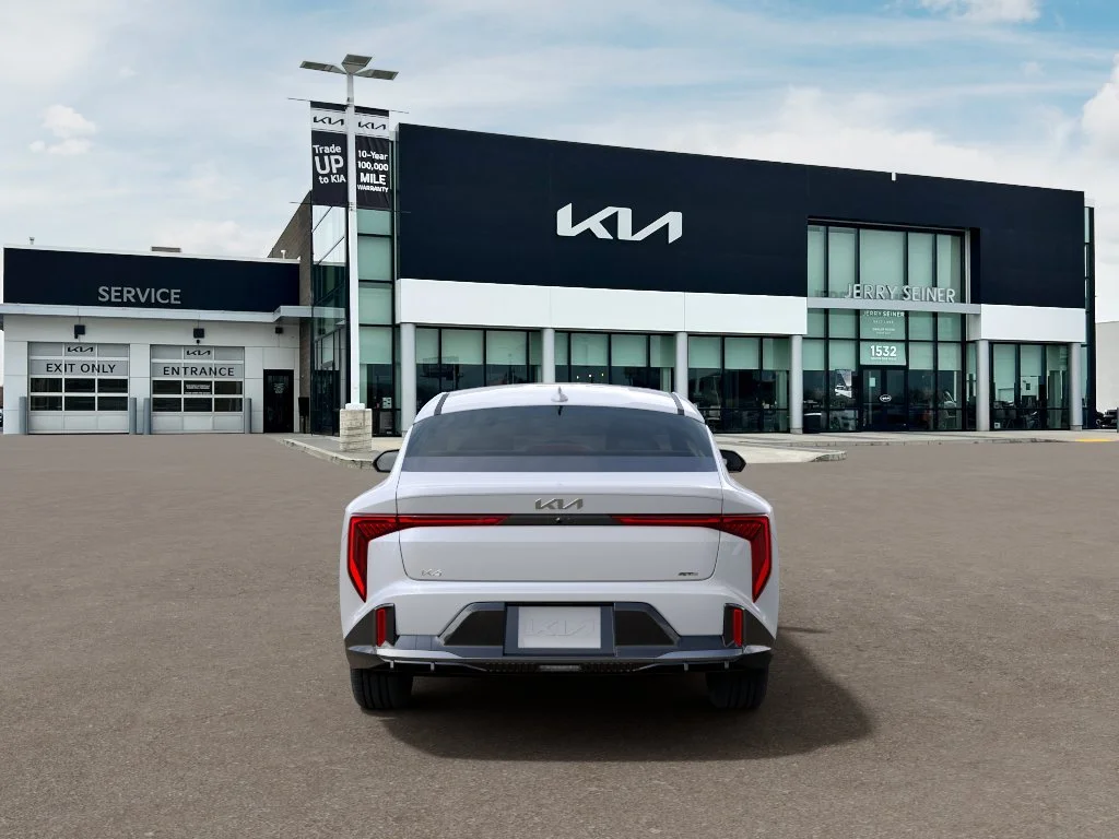 New 2026 Snow White Pearl Kia GT-Line image 5