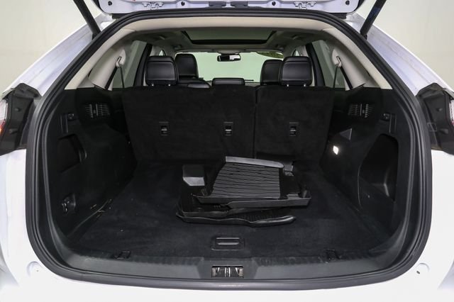 Used 2023 White Ford SEL image 11