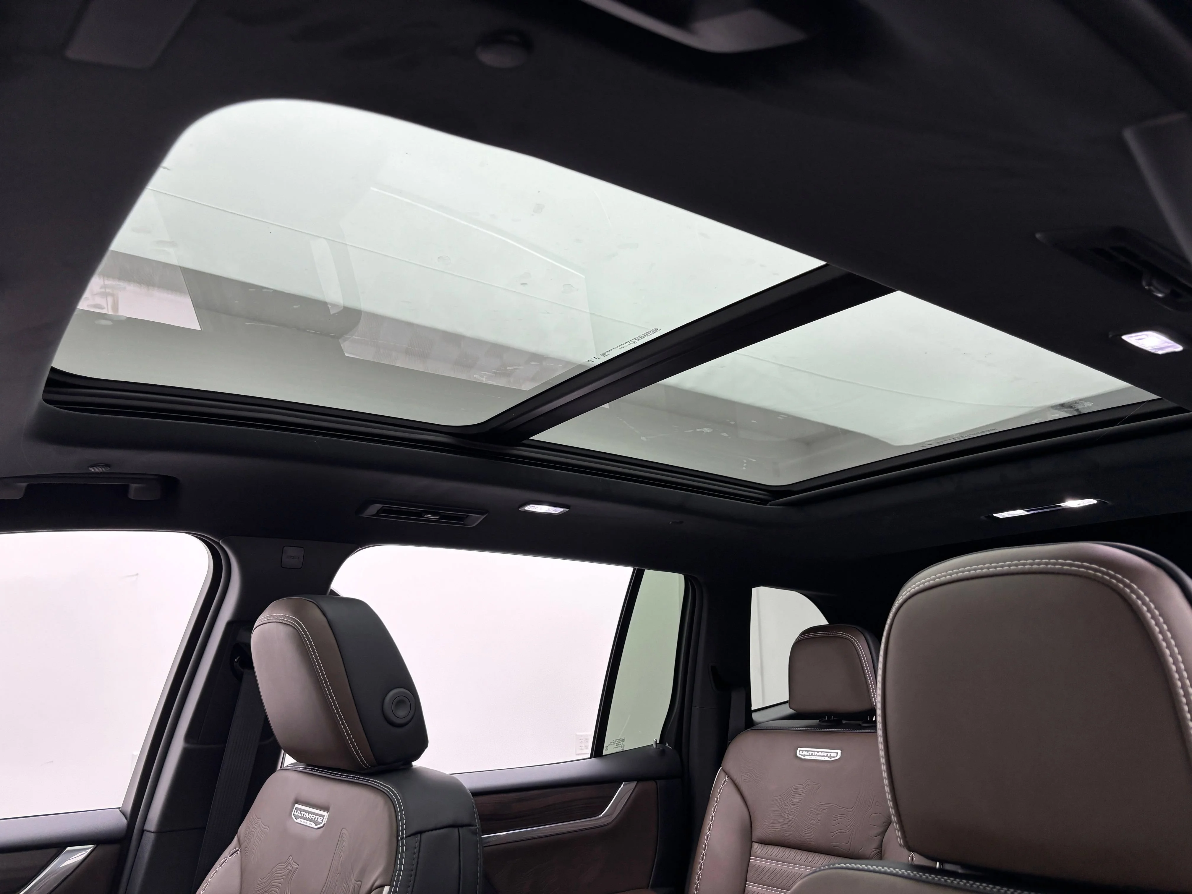 2026 GMC Acadia Denali Ultimate - Photo 5