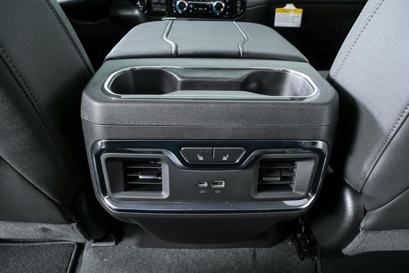 2026 GMC Sierra 1500 SLT - Photo 20