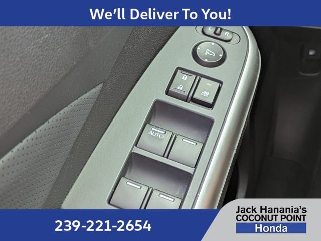 Used 2015  Honda Touring image 29