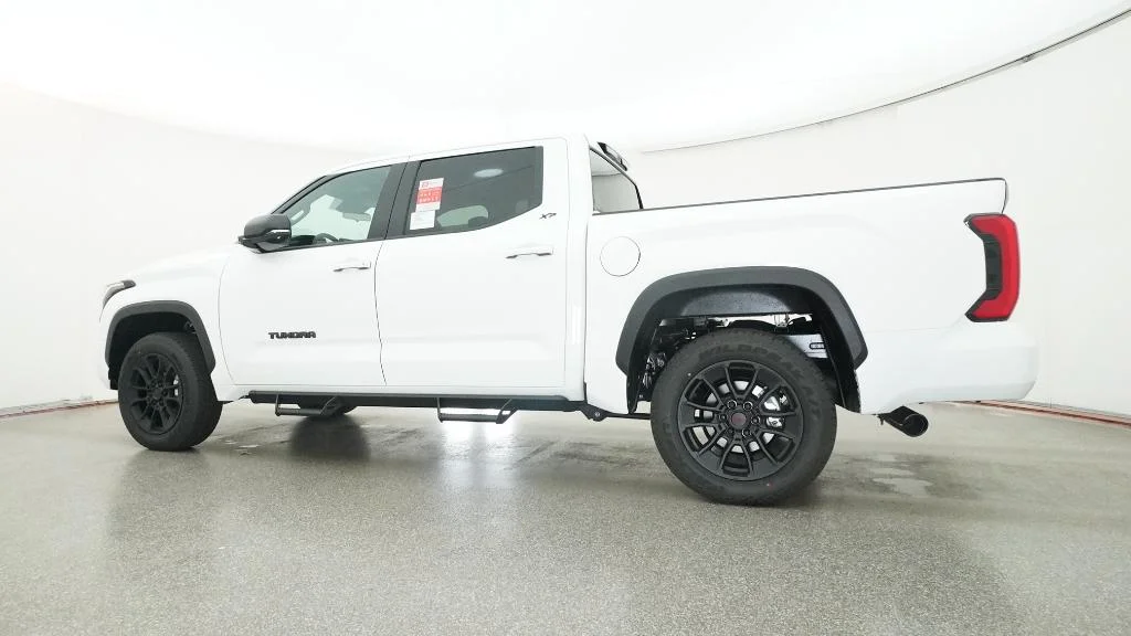New 2026 Ice Cap Toyota SR5 image 21