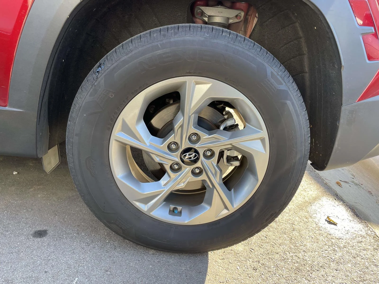 Used 2024 Ultimate Red Hyundai SEL image 5