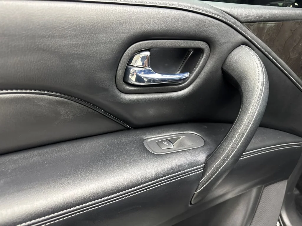 Used 2023 Black INFINITI LUXE image 38