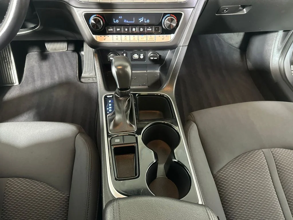 Used 2019 Machine Gray Hyundai SEL image 17