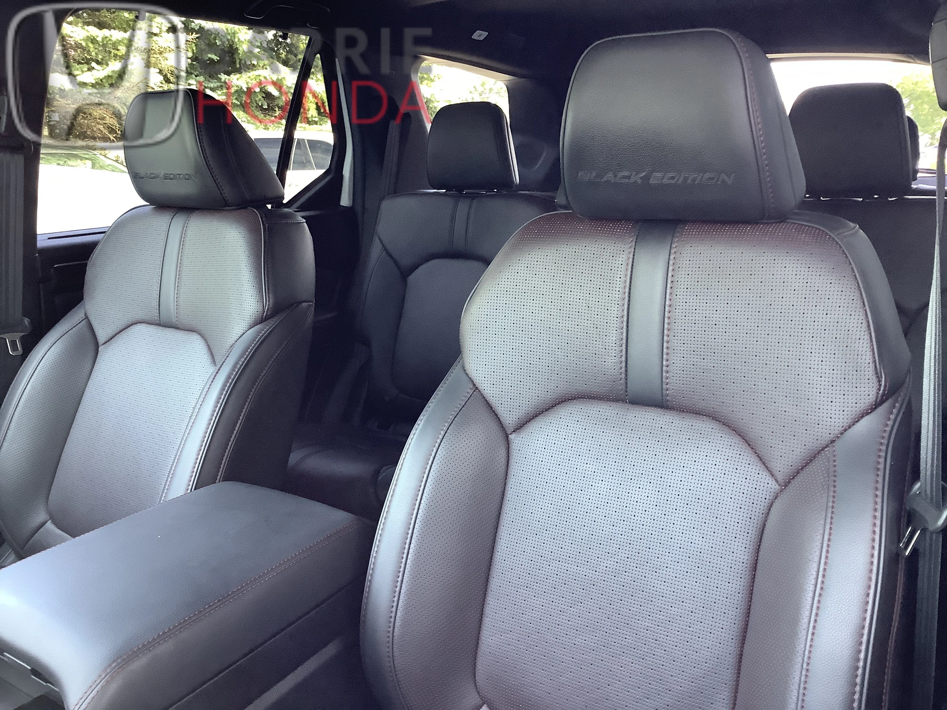 Used 2024 PLATINUM WHITE PEARL Honda Black Edition image 6