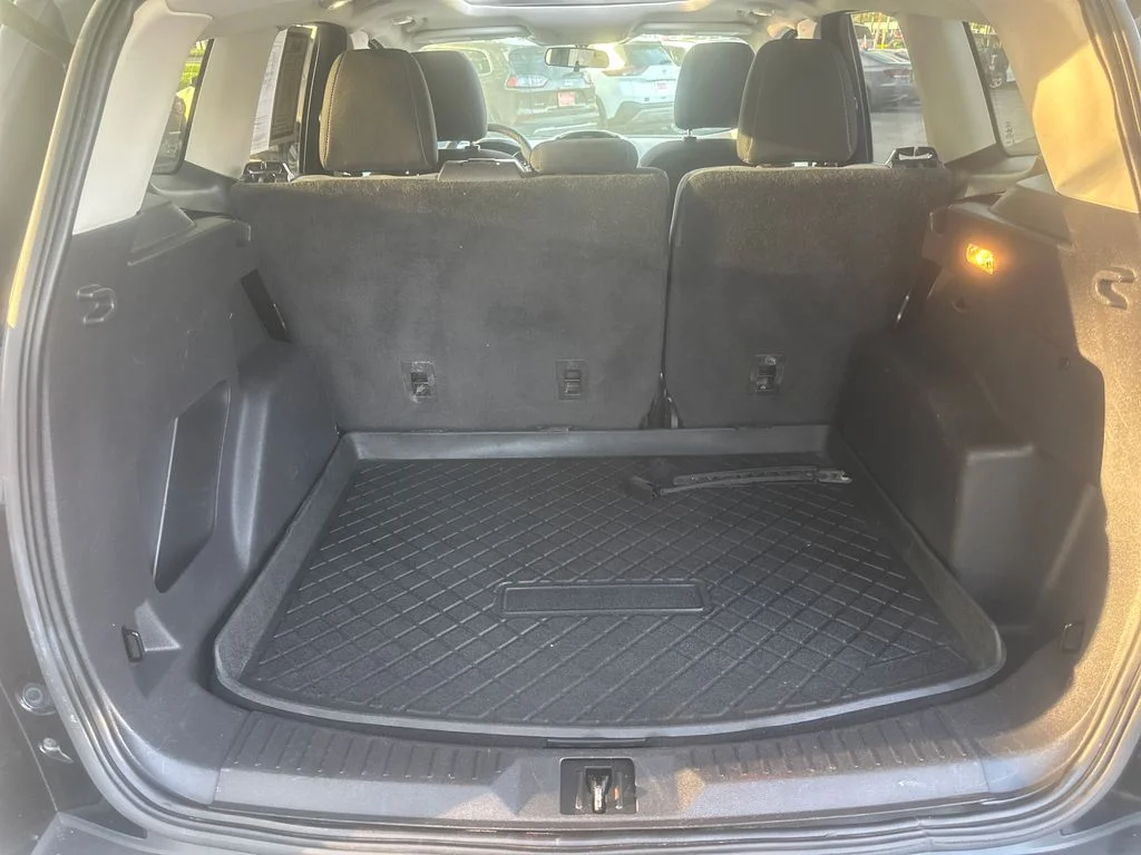 Used 2014 Black Ford SE image 26