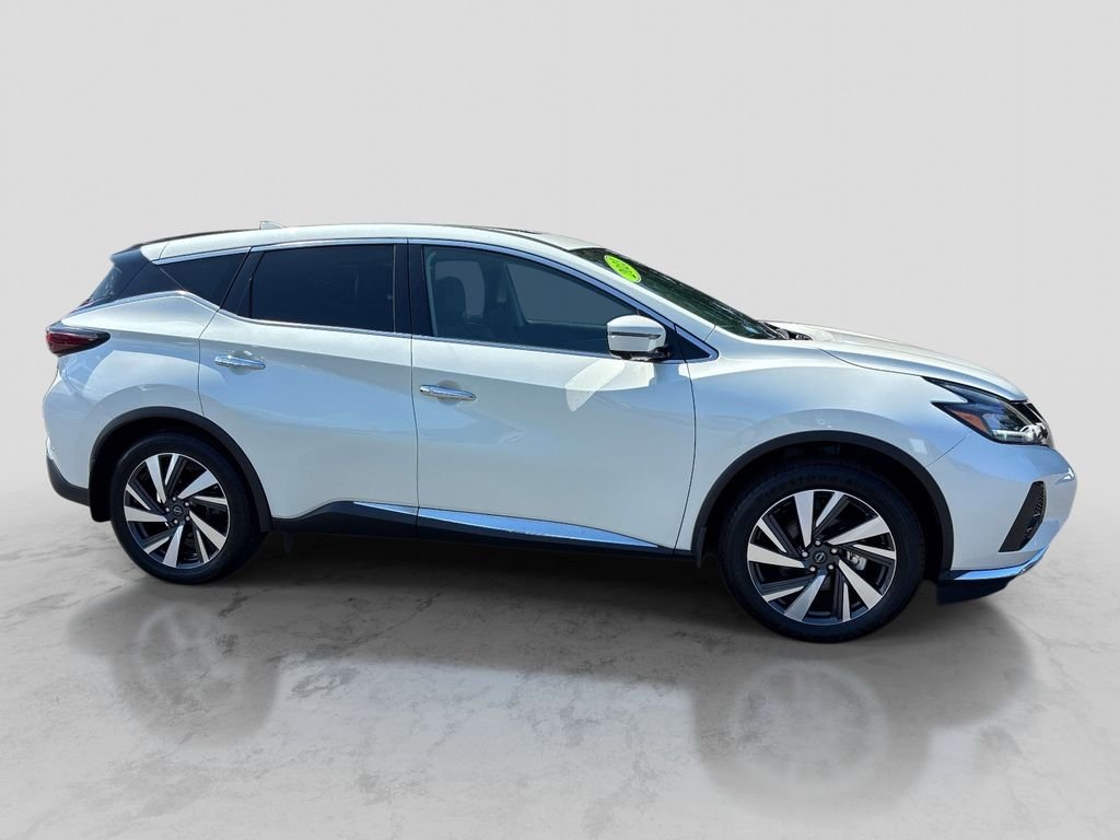 Used 2023 White Nissan SL image 6
