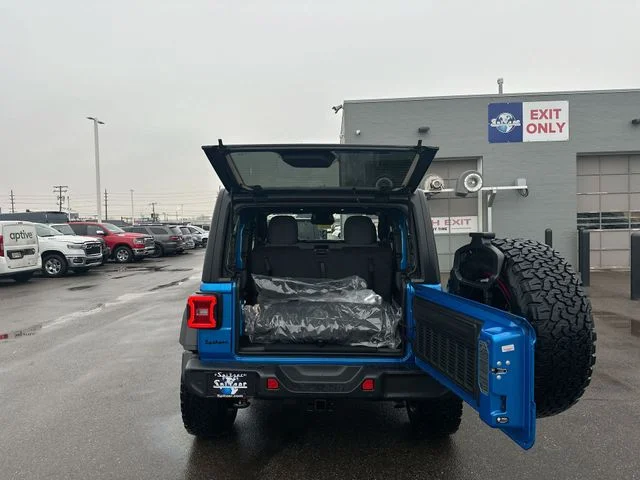 New 2026 Hydro Blue Pearl-Coat Exterior Paint Jeep Willys image 23