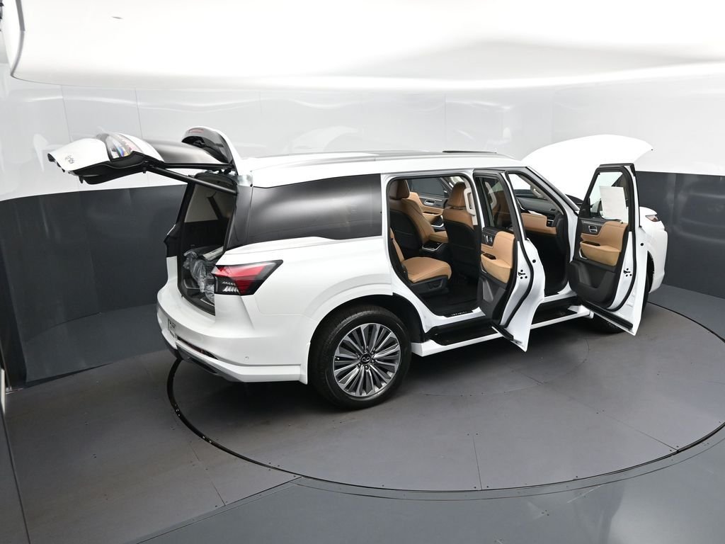 New 2026 RADIANT WHITE INFINITI Luxe 2WD image 50